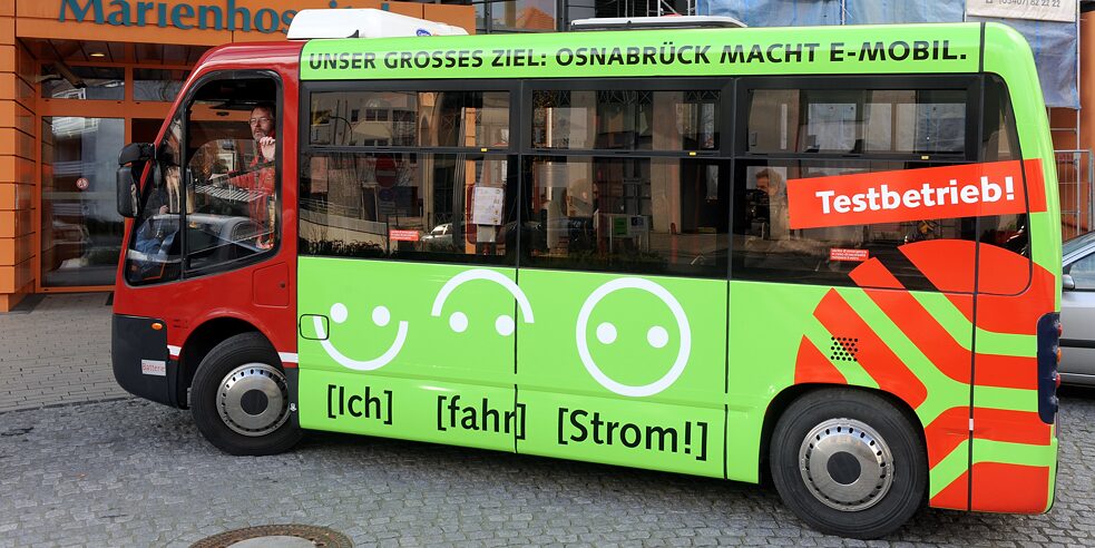 Bus électrique à Osnabrück : la ville de Basse-Saxe a remporté en 2020 le prix allemand de la durabilité catégorie grandes villes grâce notamment à son concept des transports. 