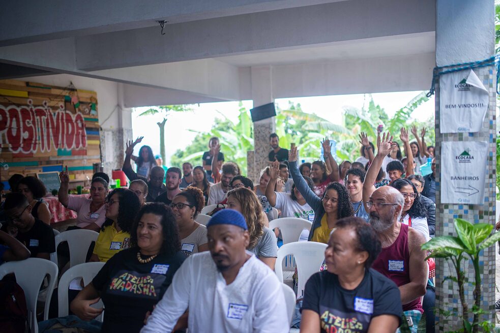 The Sustainable Favela Network holds exchange events at which network members from all over Rio can engage and connect in relation to their work initiatives.