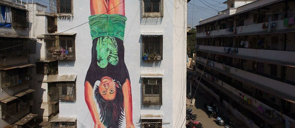 Die Kunst von Stärke und Leichtigkeit: „Dizzy“, Mahim Mumbai, 2018