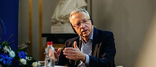 Univ.-Prof. Mag. Dr. Georg Gombos, Universität Klagenfurt, Forschungsschwerpunkte u.a. Interkulturelles Lernen