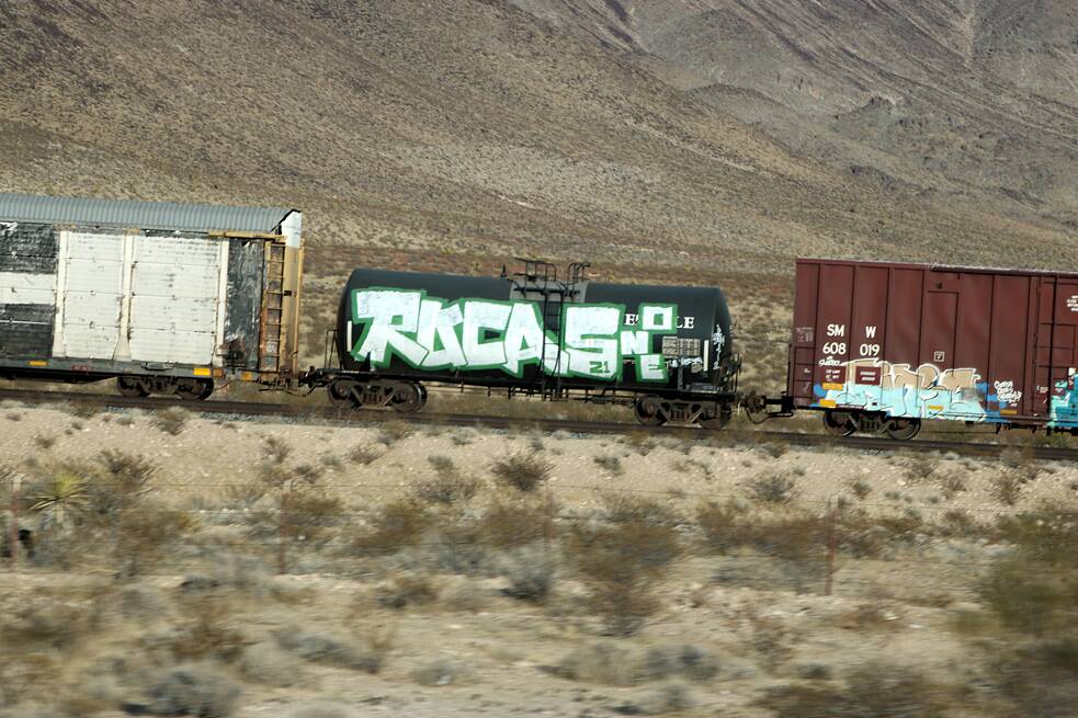 Train dans le désert