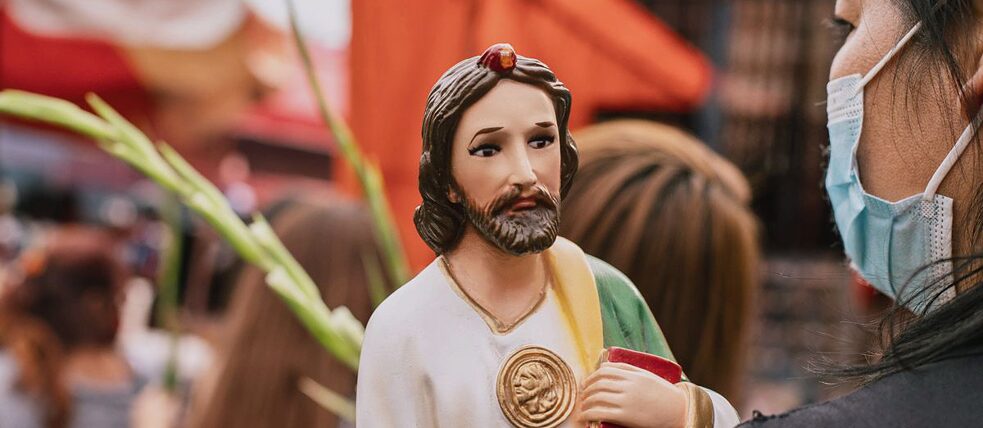 Detail einer Statue des Heiligen Judas Thaddäus während einer Prozession in Mexiko-Stadt 