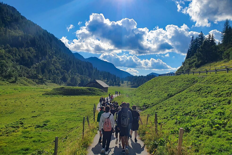 Unterricht Und Wanderung Obertauern In Österreich Goethe Institut Deutschland 3435