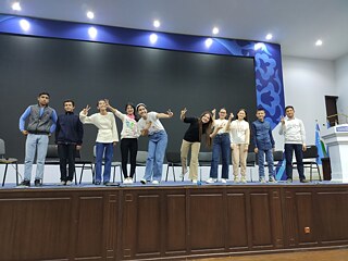 Auftritt der Theatergruppe der PASCH-Schule Nr. 19 © © Goethe-Institut Usbekistan PASCH Schüler*innen