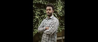 Dawit Teshome © © Dawit Teshome Dawit Teshome