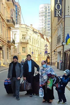 Сім’я Джавіда покидає Київ