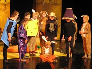 Aufführung des Hans Hase Musicals im Jahr 2013. 