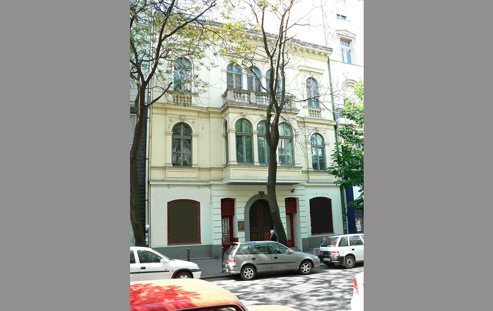 Das erste Gebäude des Goethe-Instituts befand sich in der Kecskeméti utca 7. 