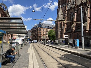 Die Straßenbahnhaltestelle Johanneskirche (2)