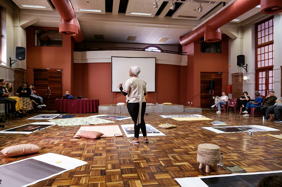 The reflecteur, Nocebo Bucibo, facilitating a session at the Diakonia Centre.