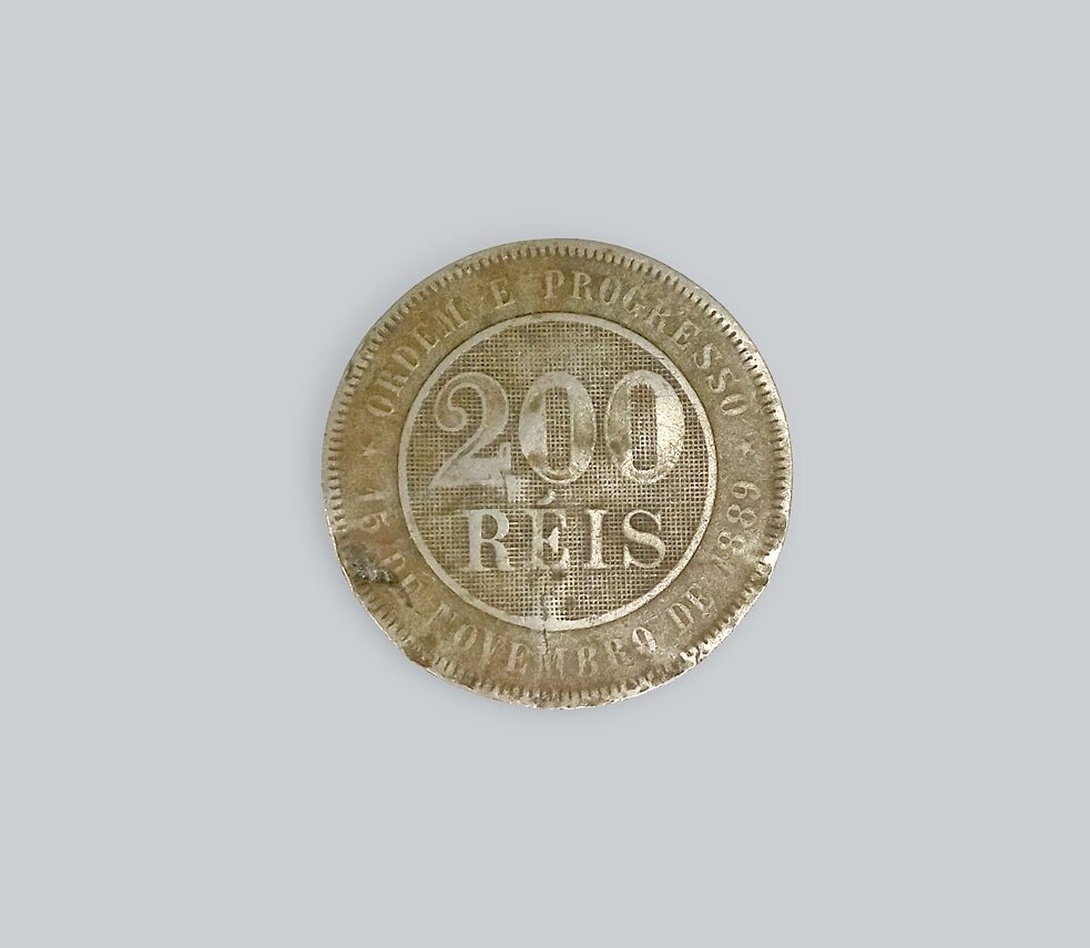 Moneda de 200 reales de la colección del Museu da Capitania de Ilhéus.