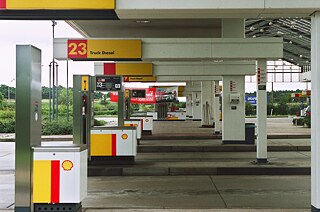 Shell gas station on the A2 (2007)