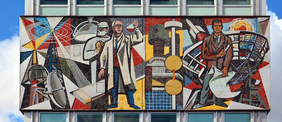 alter Womacka: Mosaik "Unser Leben". Haus des Lehrers, Berlin