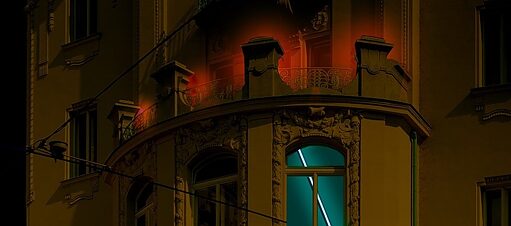 Franz John: Okno do ulice (Světelná instalace)