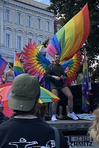 Tomas Vytautas Raskevičius na pochodu Pride