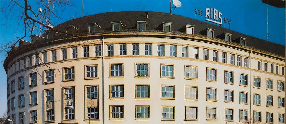 Emisora de RIAS en el Hans-Rosenthal-Platz en Berlín