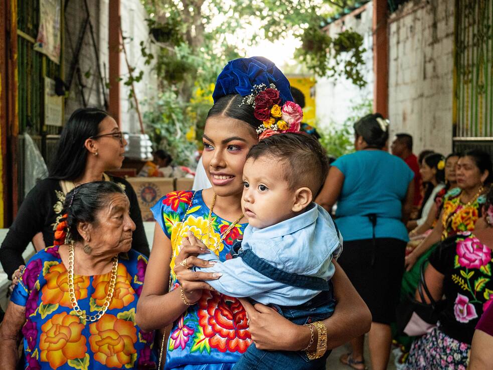 Quinceañera, traditionelle Feier zum fünfzehnten Geburtstag eines Mädchens in Mexiko. 