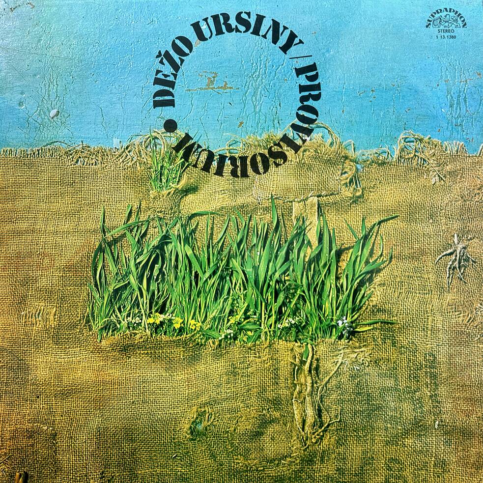 Dežo Ursiny | „Provisorium“ – Das erste Studioalbum des slowakischen Art-Rock-Komponisten und -Sängers Dežo Ursiny erschien 1973. Gesungen wurde auf der Platte in englischer Sprache. Der Autor des Textes auf dem Albumcover war der tschechische Musikpublizist Jiří Černý.