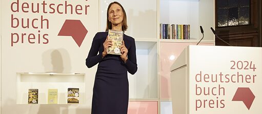 Martina Hefter erhält den Deutschen Buchpreis 2024.