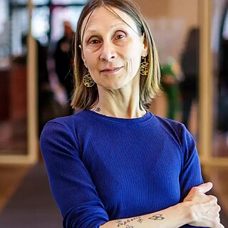 Martina Hefter, Gewinnerin des Deutschen Buchpreises 2024, vor der Preisverleihung im Frankfurter Römer | Foto (Detail): © picture alliance/dpa | Andreas Arnold