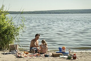 Produktions Standbild aus der Netflix Deutschland Serie "Achtsam Morden"