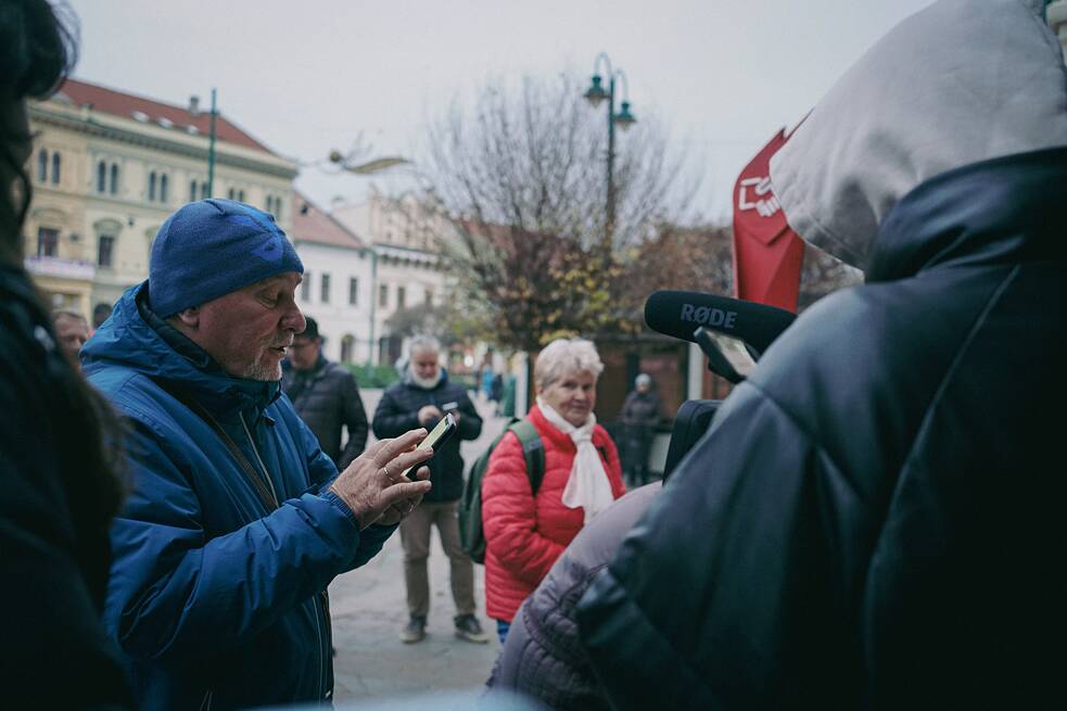 Čítanie autorskej básne k aktuálnej situácii