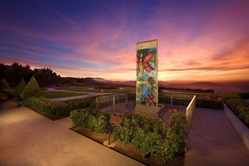 Fragment of the Berlin Wall in front of the Ronald Reagan Presidential Library in Simi Valley, California, USA;