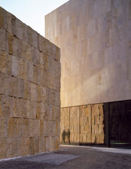 Synagoga und muzeum © Roland Halbe, Stuttgart