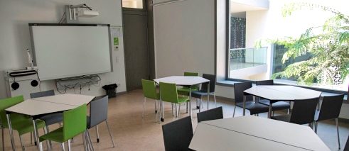 Klassenzimmer im Neubau