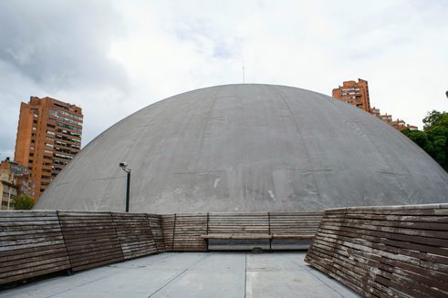 Planetarium von Bogotá (Pizano, Pradilla, Caro und Restrepo)