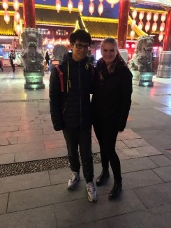 Hualin und ich im Yongxingfang