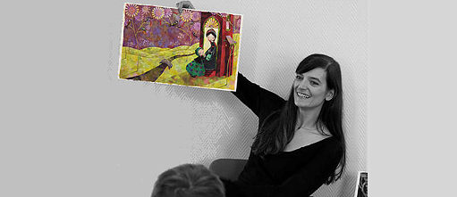 Porträt von Aurélie Blanz während einem Kreativworkshop für Kinder