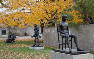 © Hirshhorn Museum and Sculpture Garden