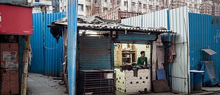 Peter Bialobrzeski |  Ausstellung: Mumbai Suburbia: Urban Environment in Crisis 