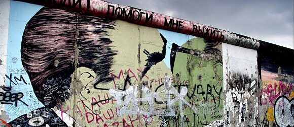 Разговорный клуб: 30-летие падения Берлинской стены