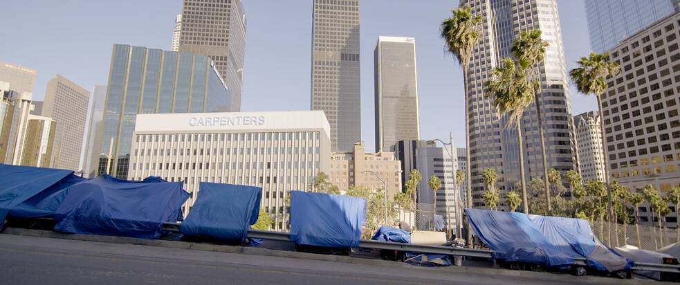 Still de What It Takes to Make a Home, filme do CCA - abrigo em Los Angeles