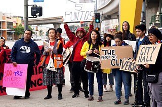 Teilnehmer an dem "Chinatown Is Not For Sale" Protestmarsch in Los Angeles, Mai 2019 