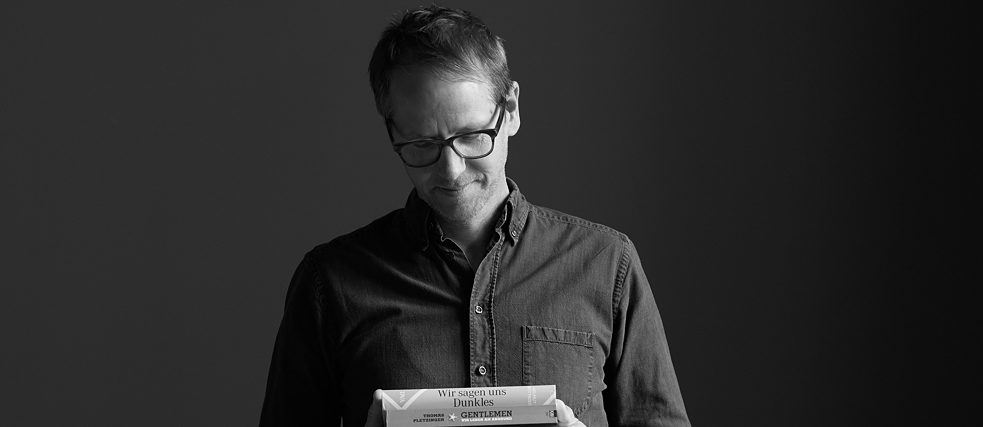 Hauke Hückstädt with his books