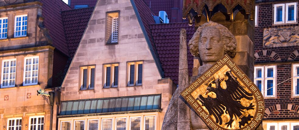 布萊梅市集廣場上中世紀羅蘭騎士雕像，是這座城市權利與自由的象徵。