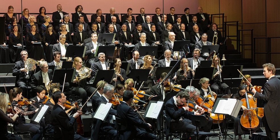 But unlike in previous years, the Beethoven Orchestra Bonn did not open the classical music festival in the opera this year. The first half of the Beethovenfest had to be cancelled due to the corona pandemic. 