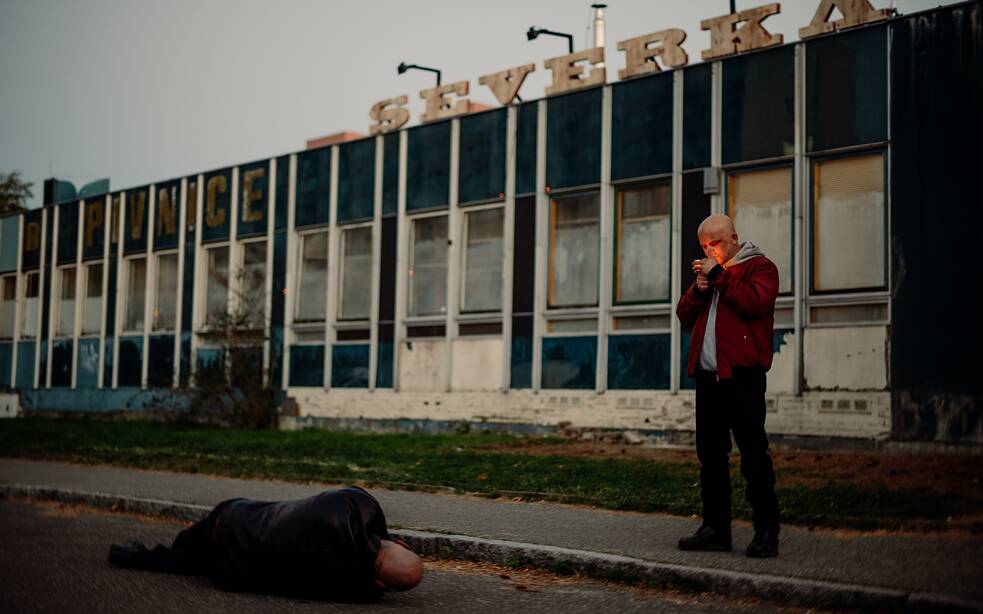 Foto von einem Filmausschnitt des Films Nationalstraße.