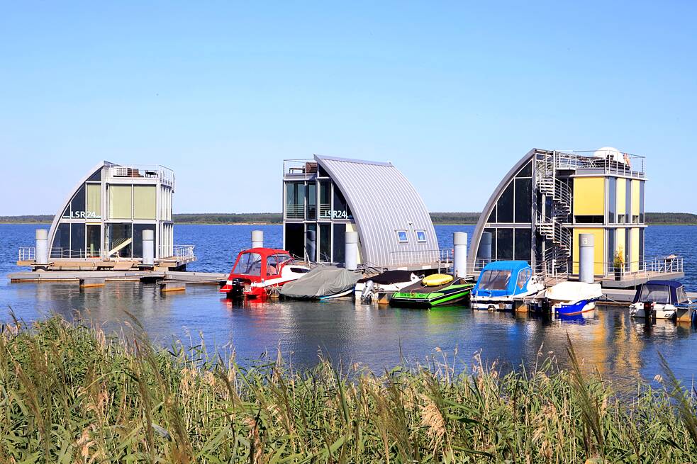 Geierswalder See: Urlaubshäuser direkt auf dem Wasser und einen Rundweg zum Radeln und Skaten