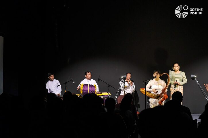 မြန်မာ့ဂီတခြေလှမ်းသစ်ဂီတဖျော်ဖြေပွဲ - မြန်မာစောင်း (စောင်းကောက်)
