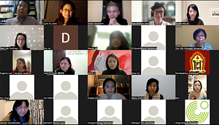 The Hidden Project bot den Teilnehmer*innen Simultanverdolmetschung zwischen fünf ostasiatischen Sprachen und Englisch an, so dass sie in einer ihnen vertrauten Sprache zuhören und sich ausdrücken konnten